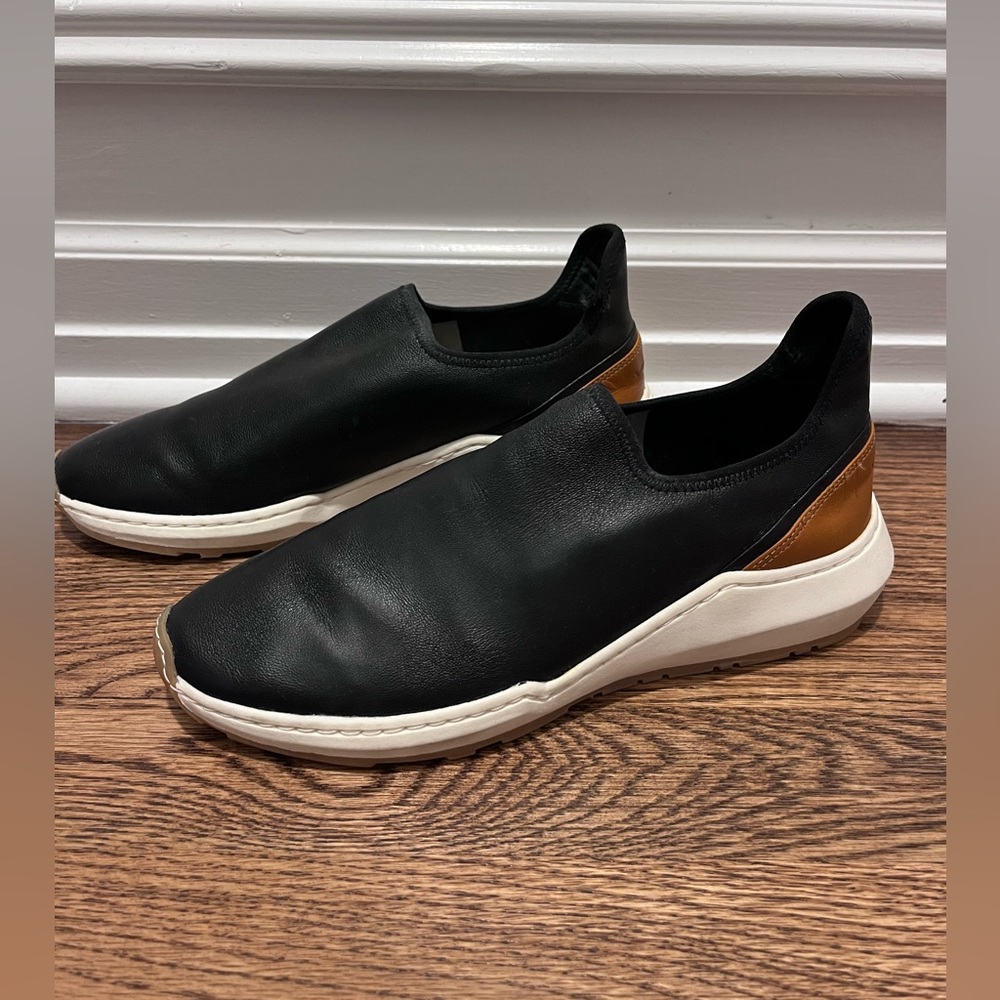 Vince Marlon Leather Slip-On Sneakers size 7